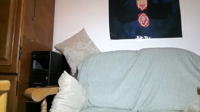 ExquisiteMature webcam