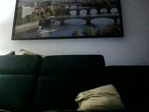 mikhael999 webcam