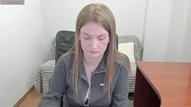 Alisha_Skyes webcam