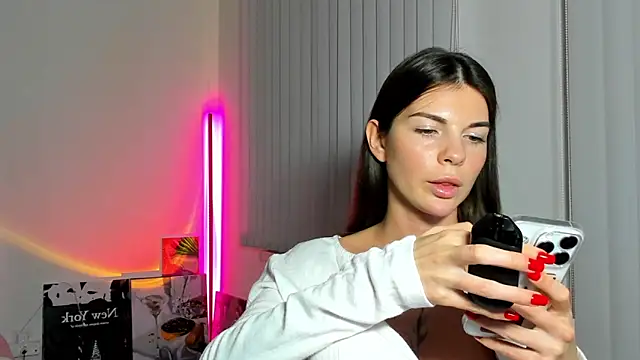Andrea_Blossom webcam