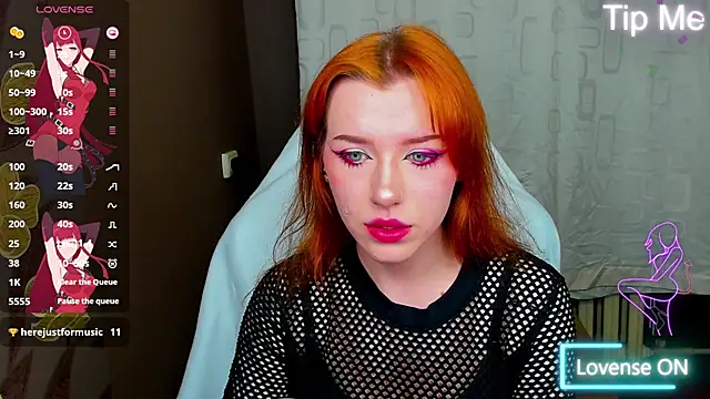 MeganNewCat webcam