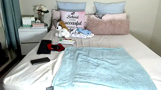 FitSelina66 webcam