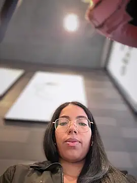 SheenaBrooke webcam