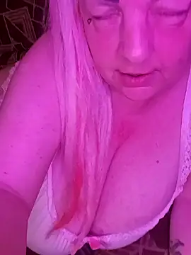 AnnStefani@xh webcam