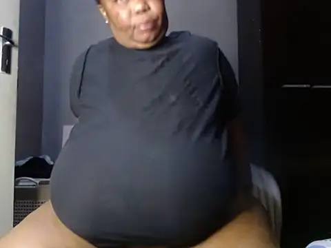 Lovelyboobs01 webcam