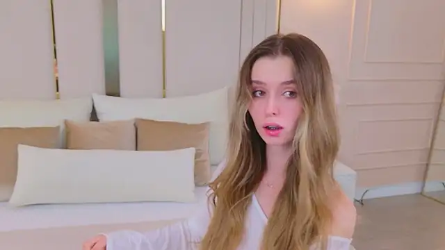 MarybethSnow webcam