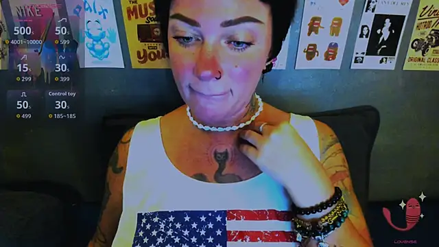 EllieOz webcam