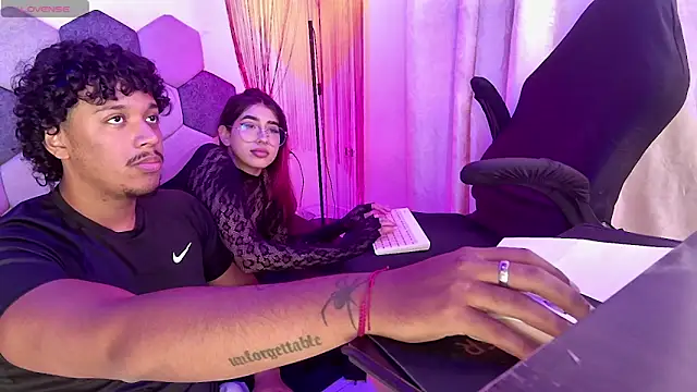 Horny_tgn webcam