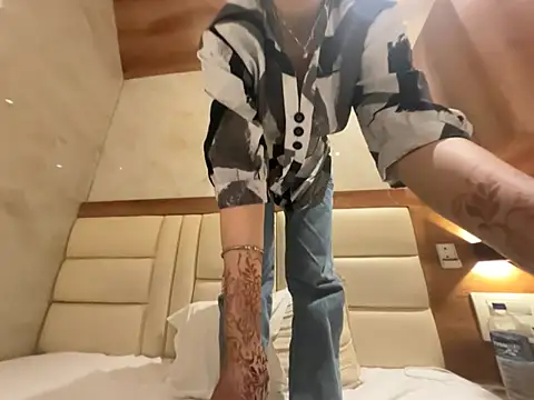 Anaya77