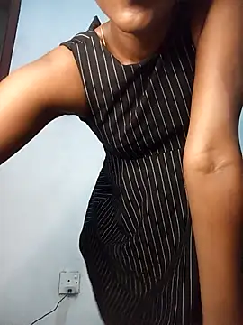 venuki_ihalagamage webcam