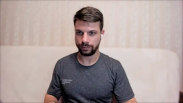 Tony_Wolf webcam