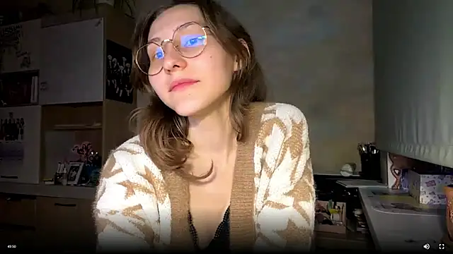 Miaaa_Moon webcam