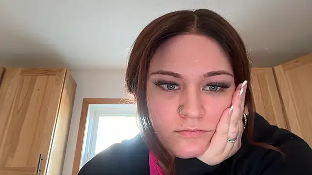 idkletsavoideverything webcam