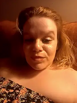 Maryquenn webcam