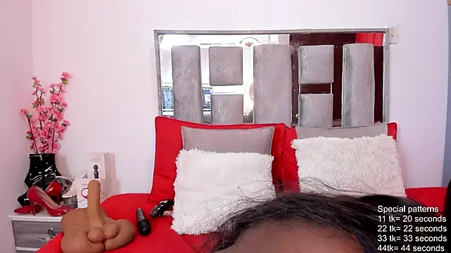 EmilyRooa1 webcam