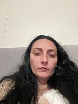 Webcam Model (Miroslava1247)  is live.Free join now!