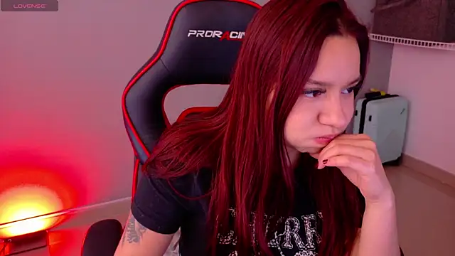 samantha_tattu webcam