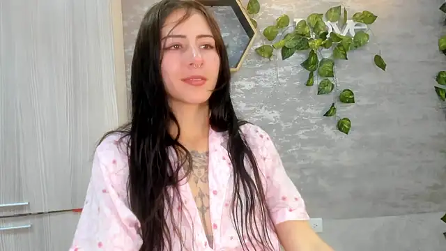 Mhelanny2 webcam