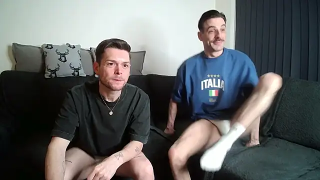 twotwinkhusbandss webcam