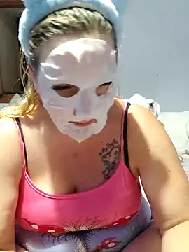BecciDeluxe webcam