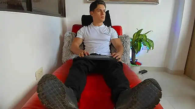 julian_wallace webcam