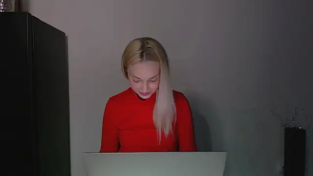 Lia_noo_regrets webcam