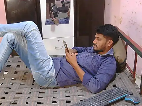 HotXKrish webcam