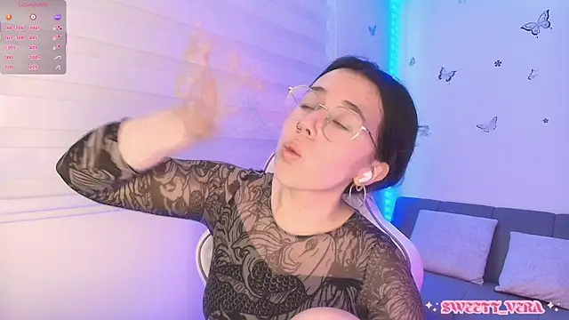 sweettvera webcam