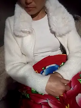 Daisyy-xxx webcam