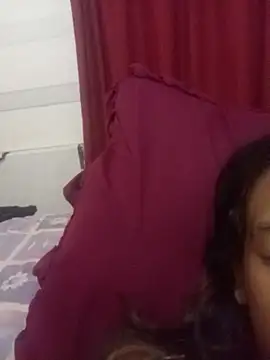 loveofpetitegirls34 webcam
