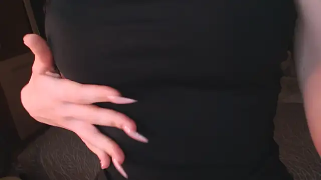 Tina_Charm webcam