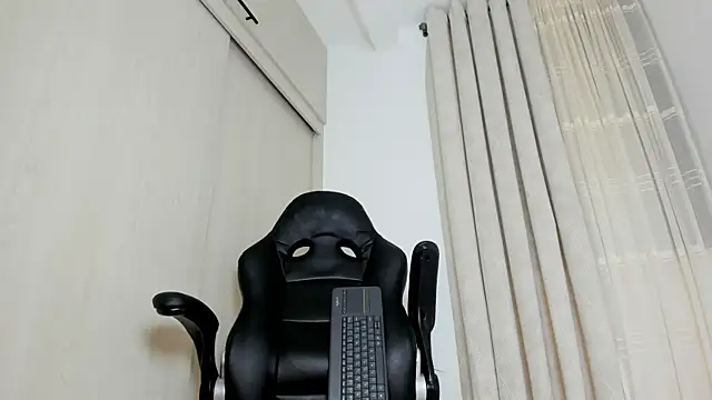Biscuit_oliva webcam
