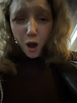 outside_rosy (F teen) - make nipples hard with fingers