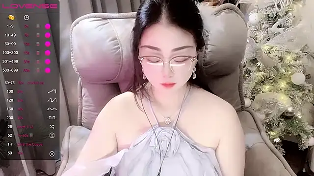 Monica-666888- webcam