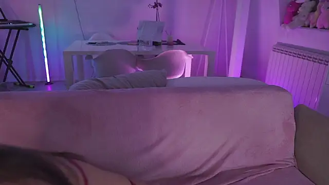 Lady3Holes webcam