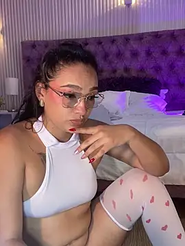 EMILYY_FOXY webcam