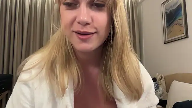 LustfulLuna_ webcam