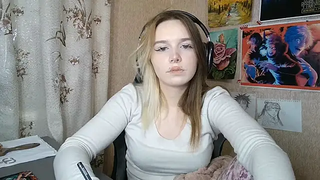 MilaTyan webcam