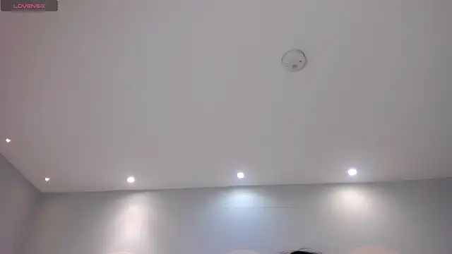 LoiseHarper webcam