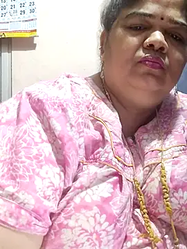 tamilthanushri live sex cam