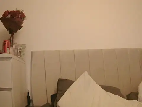 theblondecocklover - Theblondecocklover's free webcam - UK Sex Cams