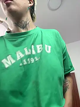 Rebeka-baker webcam