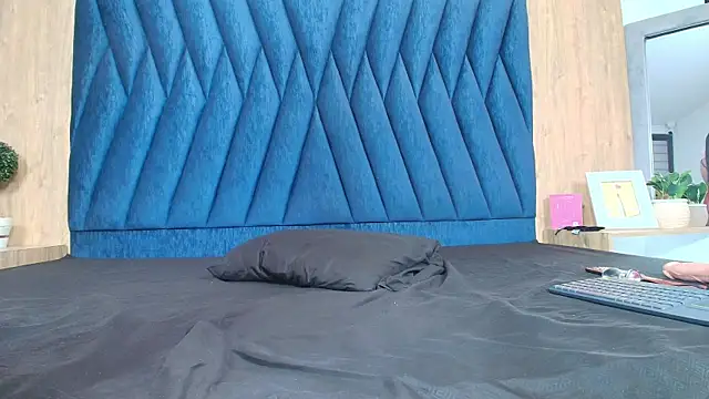 Megan_Beaumontx webcam