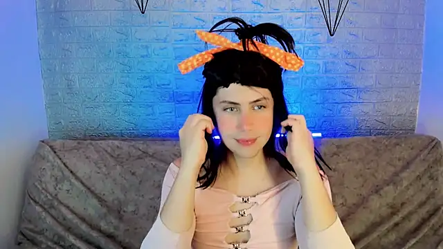 Oxana-Novikov webcam