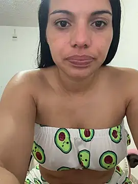 anavalle - Anavalle's free webcam - UK Sex Cams