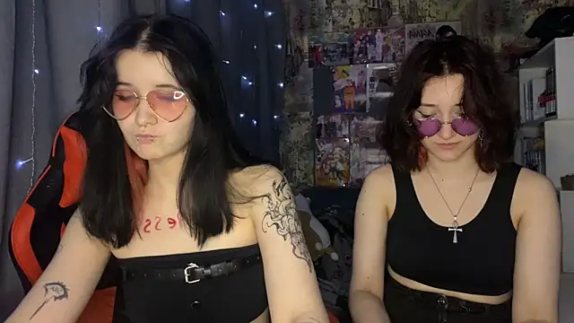 Absent_Fairy webcam