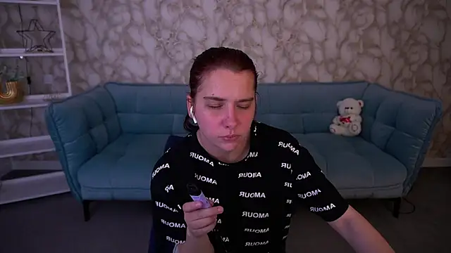 LiviaShy