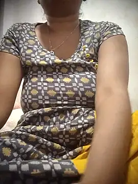 Webcam Model (Tamil_Hot_Ammukutty)  is live.Free join now!