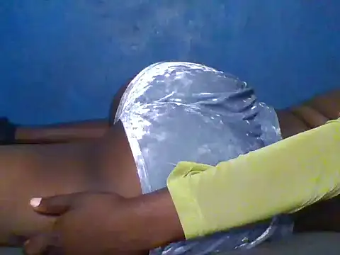 Prettyvillah_ webcam