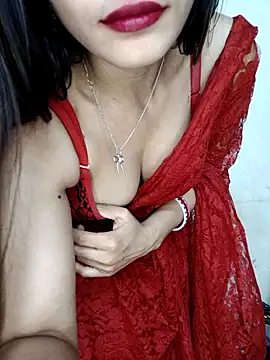 Webcam Model (xpihu)  is live.Free join now!